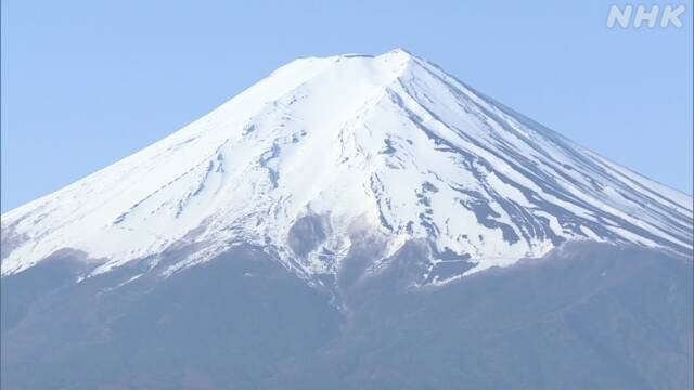 「富士山登山やめて」 下山促す山梨県職員常駐へ 新型コロナ