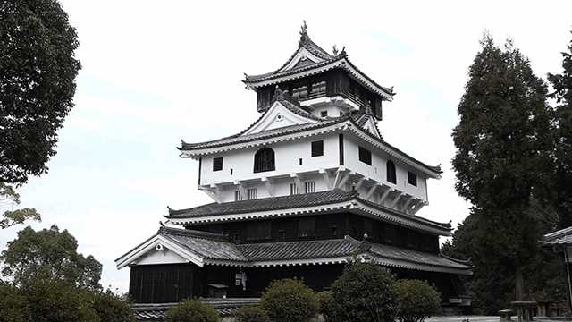 It's said that the lord of Iwakuni Castle invented Iwakunizushi.