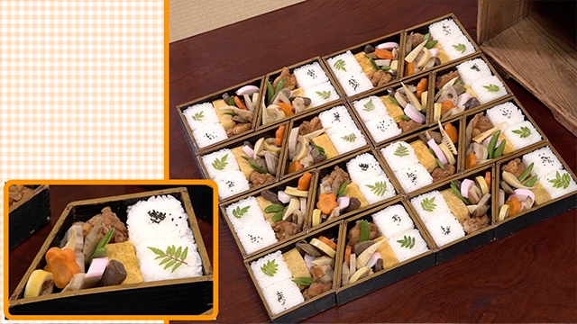 TAkari’s favorites are tamagoyaki and and kara-age. Today, they've made enough for 16 people! The colorful warigo bento is a perfect festival food.   