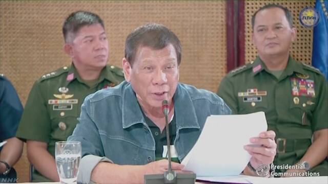 フィリピン大統領 「マニラ出入り禁止」発表