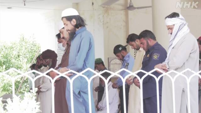 パキスタン モスクでマスクつけず礼拝 後を絶たず 新型コロナ