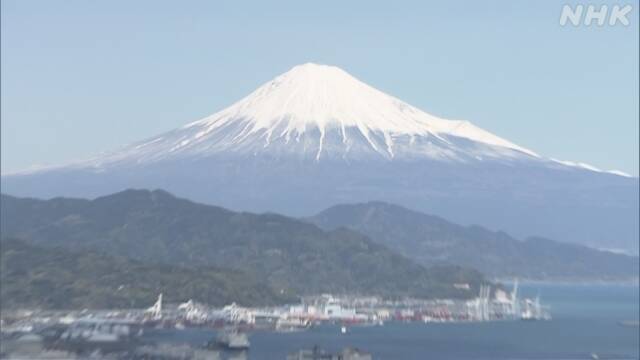 夏の富士山 すべての登山道が閉鎖へ 新型コロナ影響