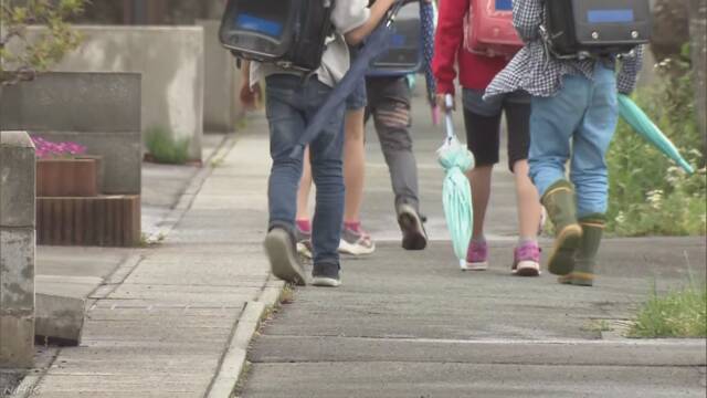 富山市 小中学生に登下校時マスク着用求めず 熱中症リスクで