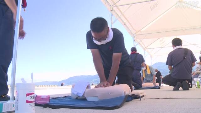 石川 輪島 新型コロナ感染防止を意識して海難救助訓練