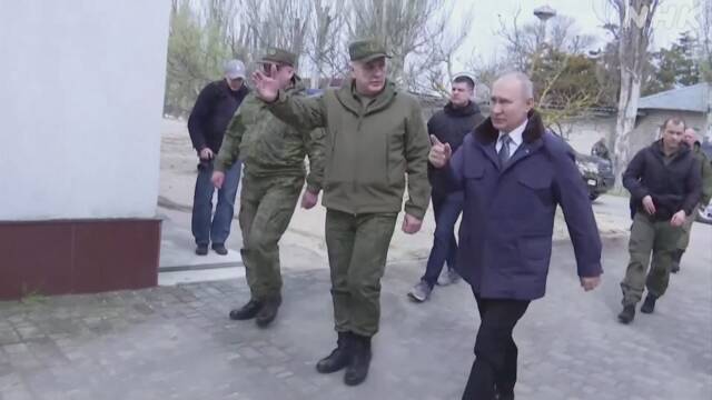 プーチン大統領 ウクライナ南部と東部を訪問 地域支配を誇示か - nhk.or.jp