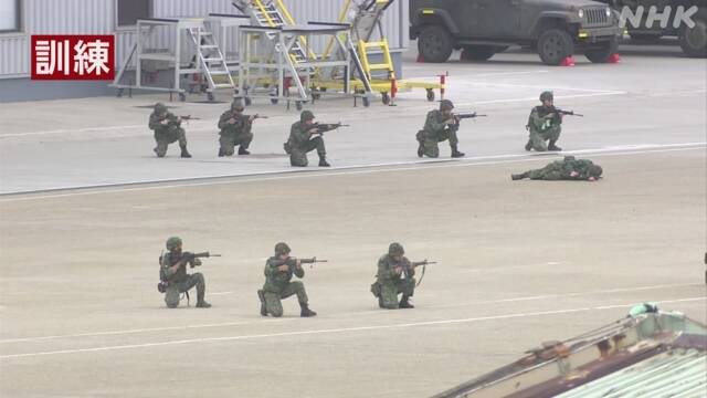 台湾の国際空港で中国軍空てい部隊に襲撃される想定の訓練 | NHK