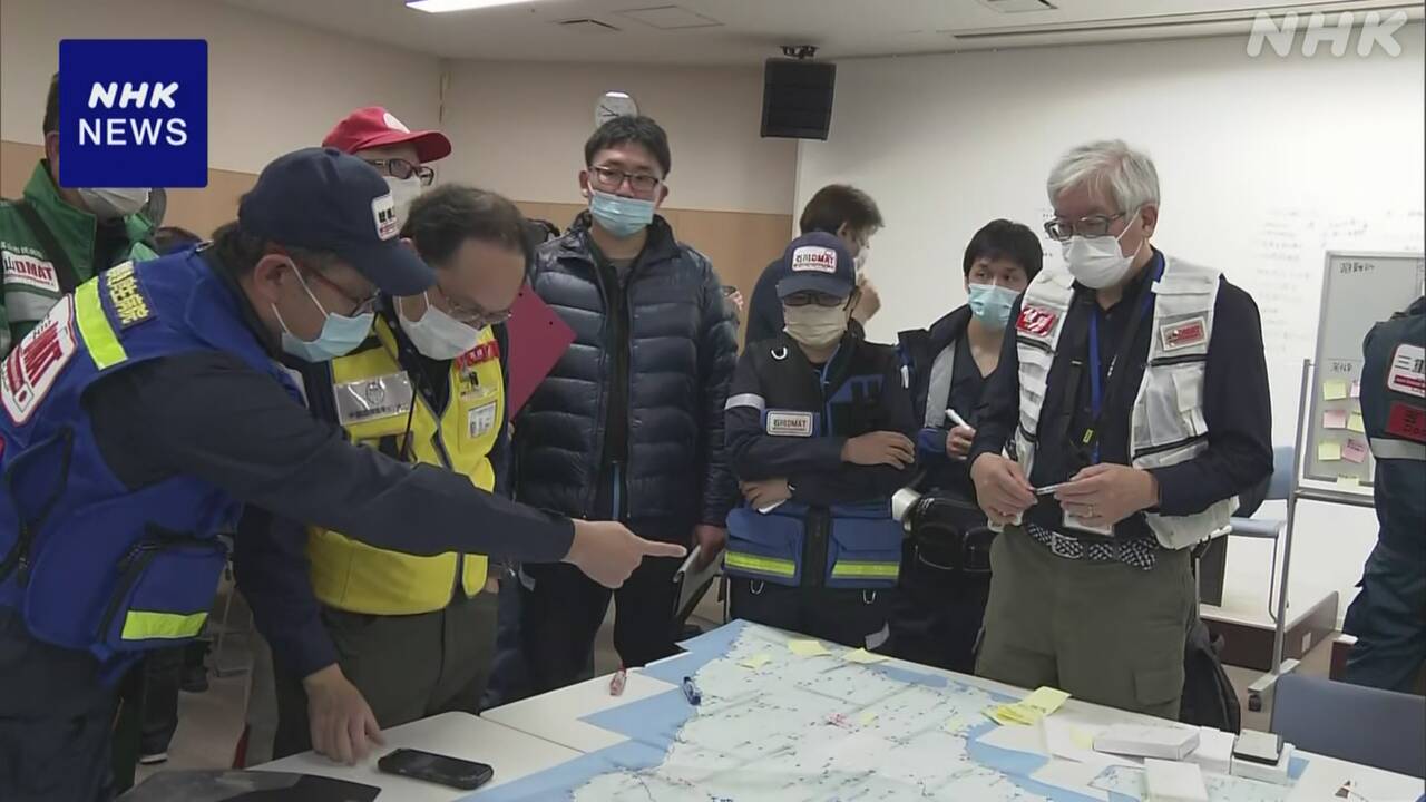 災害派遣医療チームDMATが到着「1人でも多くの人助かるよう」 | NHK 