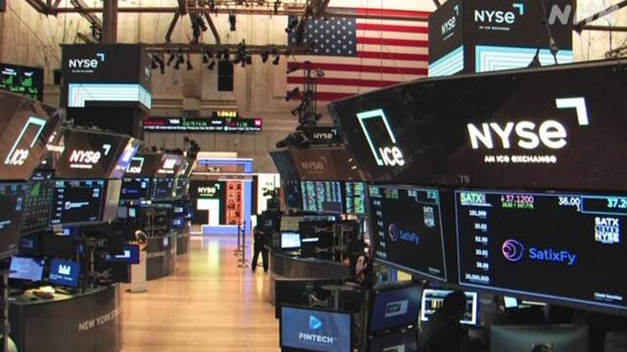 NY stock market Dow average stock price hits new all-time high | NHK