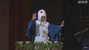 現役最高齢の歌舞伎俳優　市川寿猿さん　９２歳で宙乗り！