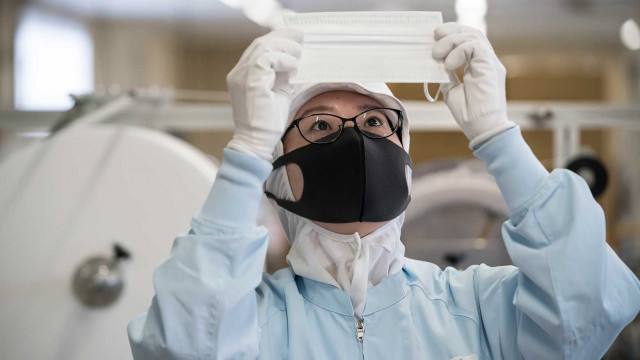 Japanese companies look to diversify supply chains amid pandemic