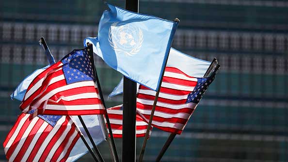UN & U.S. flags