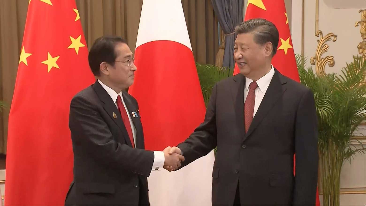 Xi Jinping urges better China-Japan ties, with eye on America