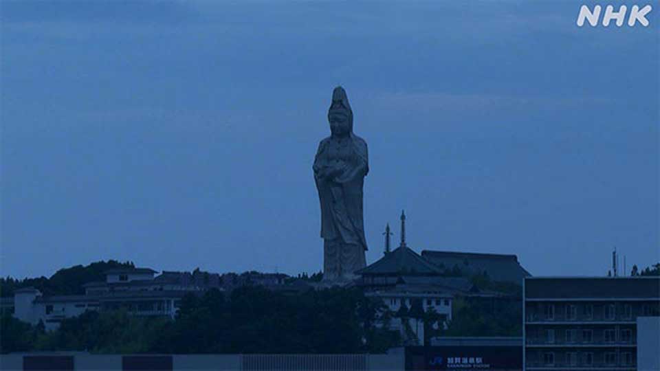 Giant Kannon statues fall into disrepair | NHK WORLD-JAPAN News
