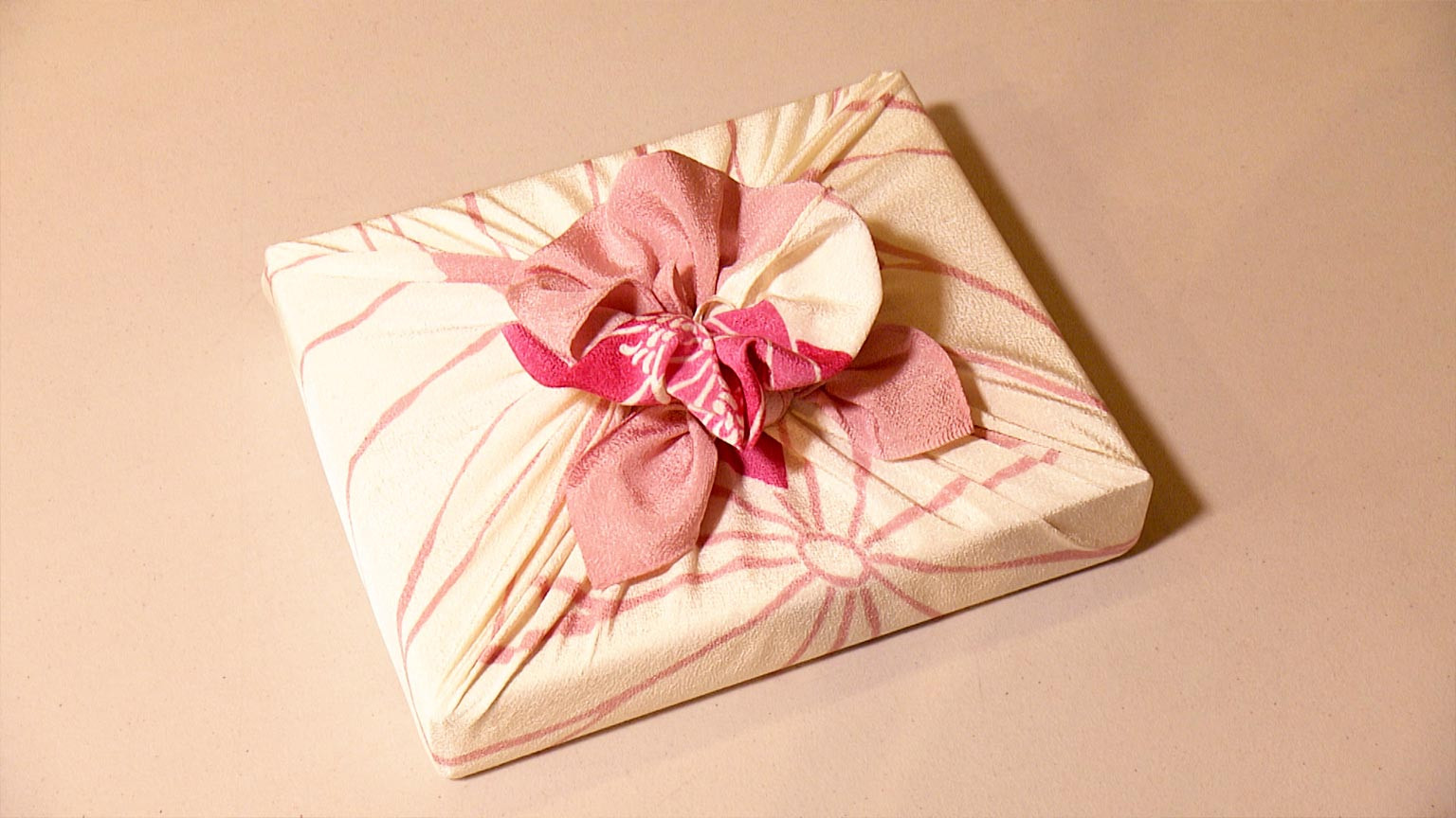 32 Stylish Christmas Gift Wrapping Ideas