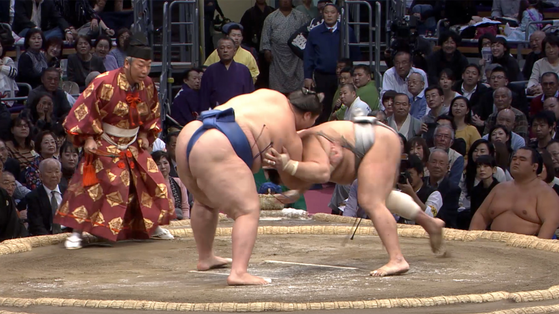 Katasukashi / Under shoulder swing down