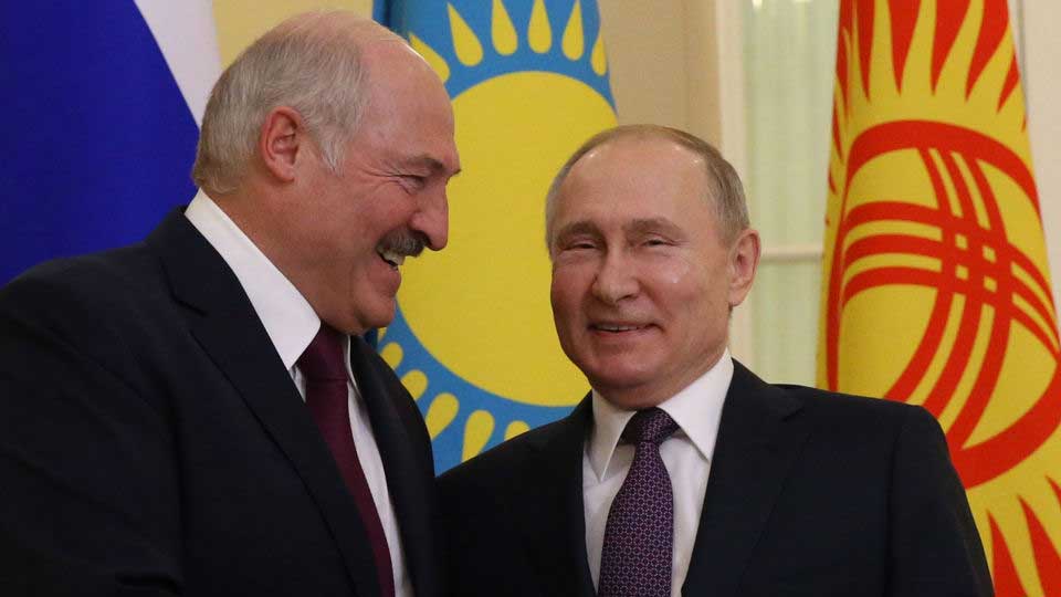 Aleksander Lukashenko and Vladimir Putin