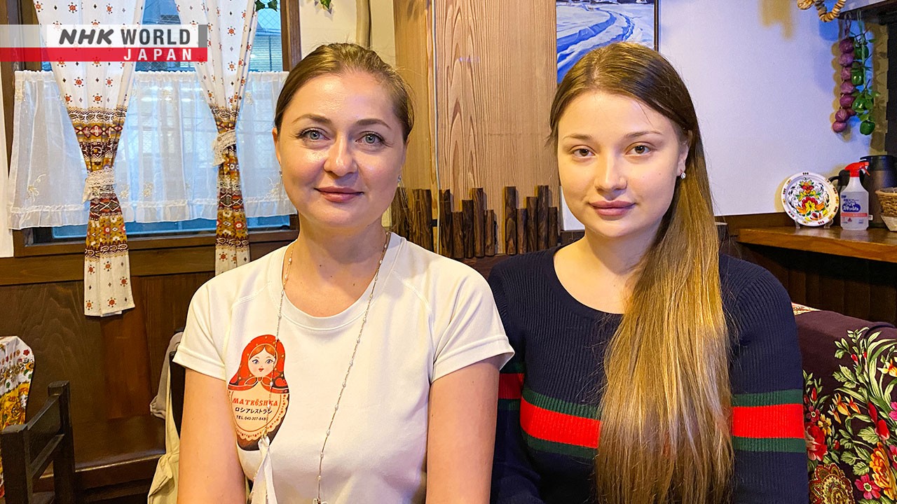 Допомогти тим, хто у біді: мама та дочка з Росії, які мають українське коріння, допомагають евакуйованим з України