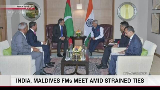 インドとモルディブの外相、緊迫した状況の中会談