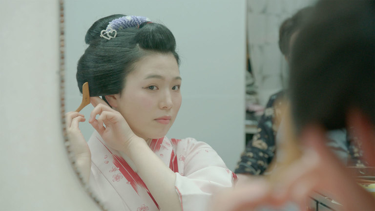 A Maiko S Coiffure Beautiful Ties In Kyoto Nhk World Prime Tv Nhk World Japan Live And Programs